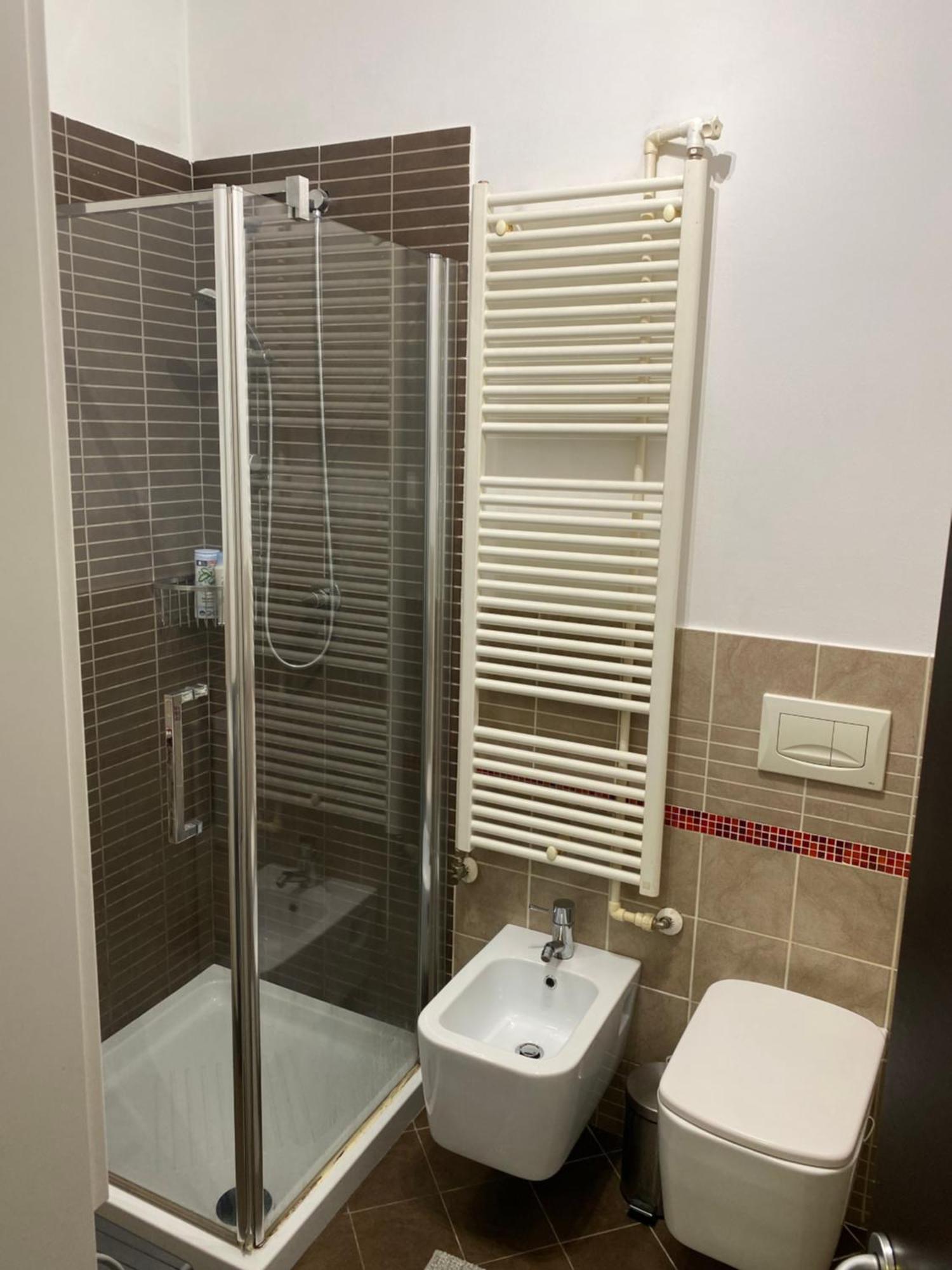 Royal Suite Unirii-2 Bdr Apartment ブカレスト エクステリア 写真
