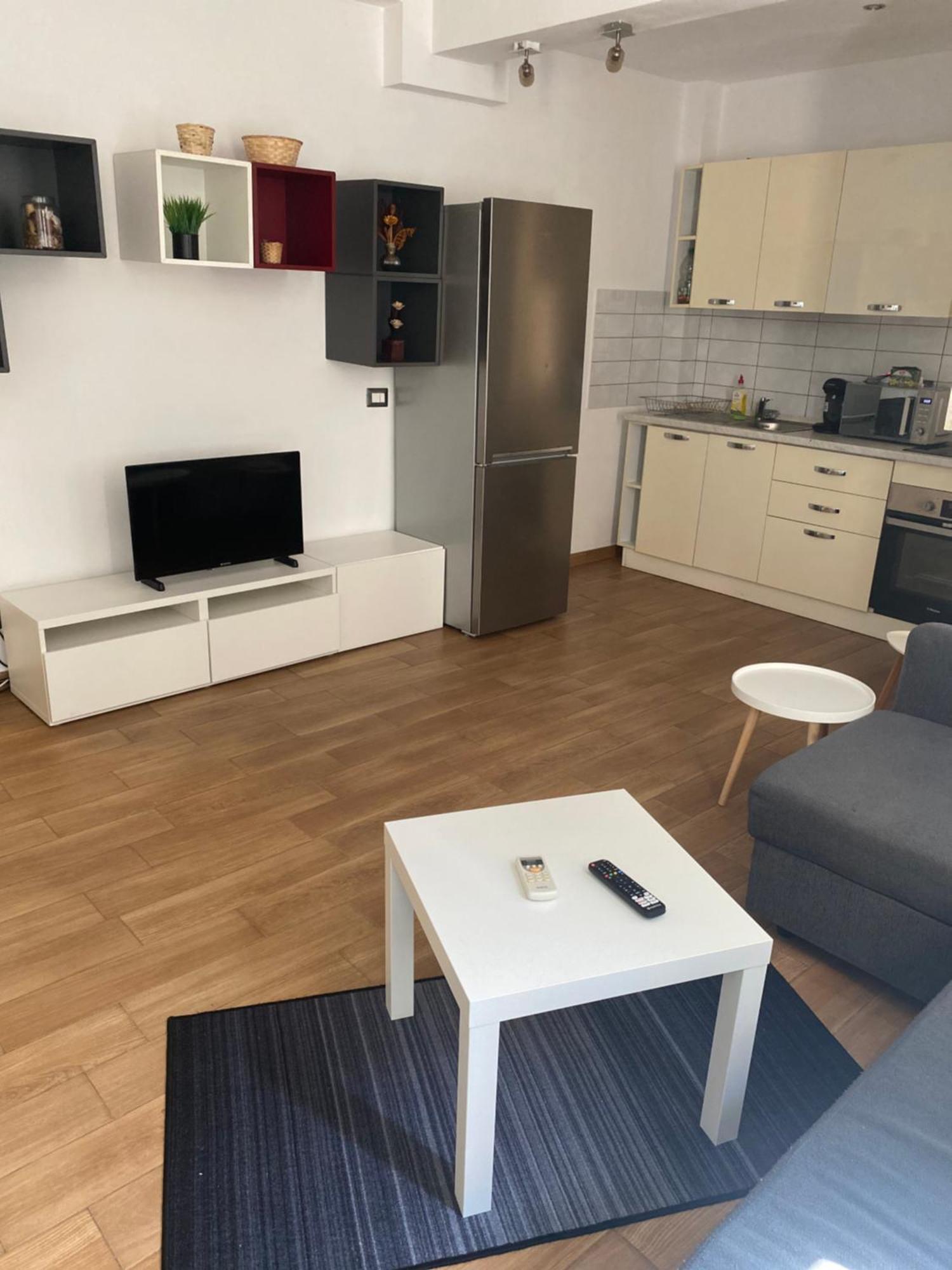 Royal Suite Unirii-2 Bdr Apartment ブカレスト エクステリア 写真